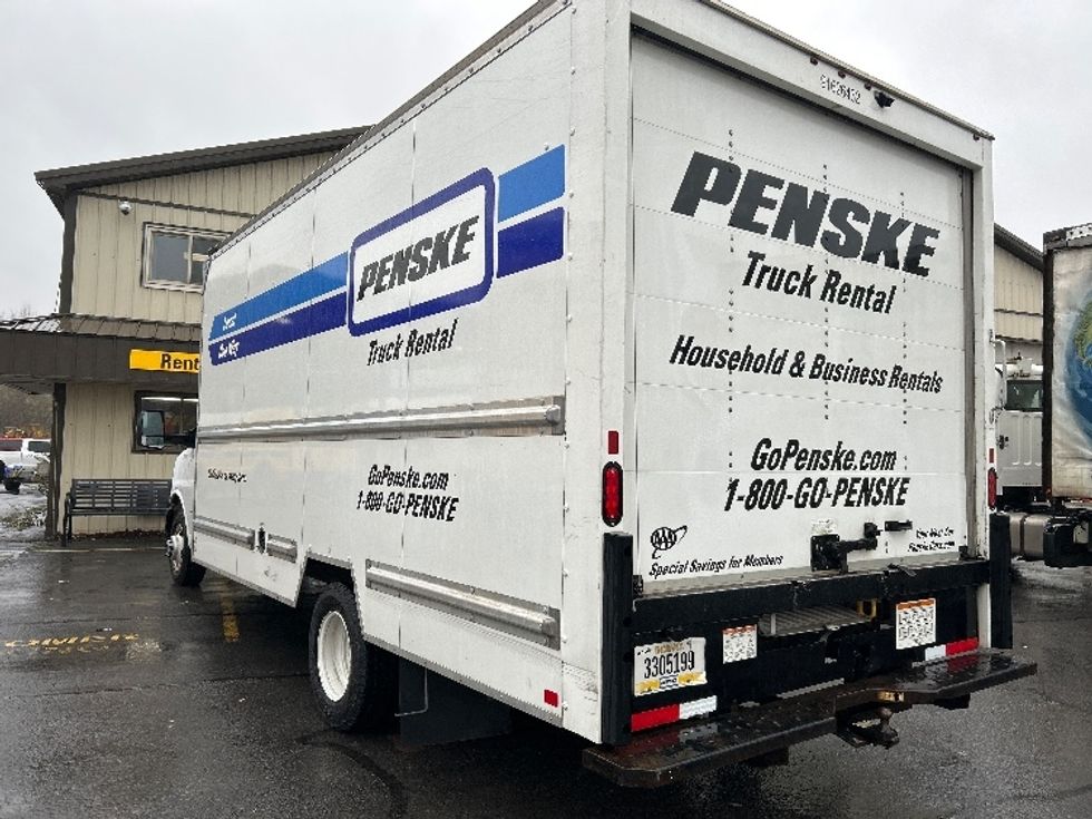 Light Duty Box Truck-Light and Medium Duty Trucks-GMC-2022-Savana G33903-Albuquerque-NM-107,931\n\t\tmiles-$ 32,500 - Image 7