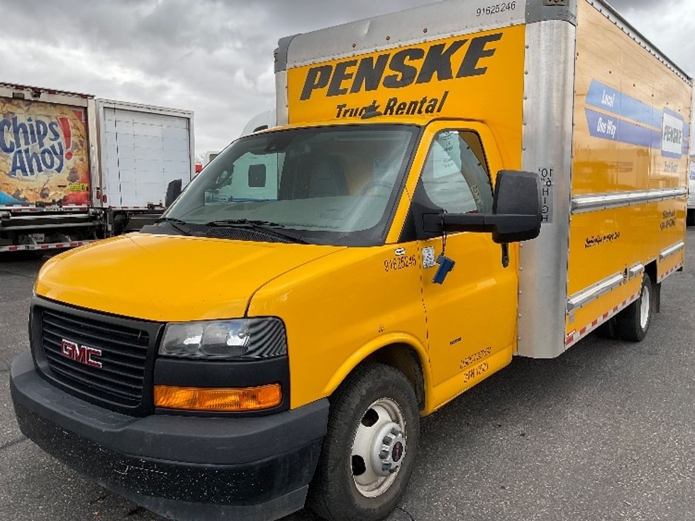 Light Duty Box Truck-Light and Medium Duty Trucks-GMC-2022-Savana G33903-Albuquerque-NM-92,632\n\t\tmiles-$ 30,750 - Image 3