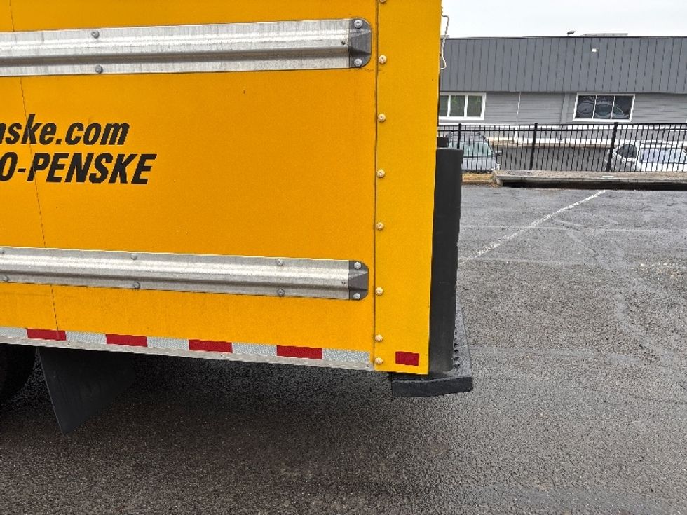 Light Duty Box Truck-Light and Medium Duty Trucks-GMC-2022-Savana G33903-Alexandria-VA-104,914\n\t\tmiles-$ 26,750 - Image 29