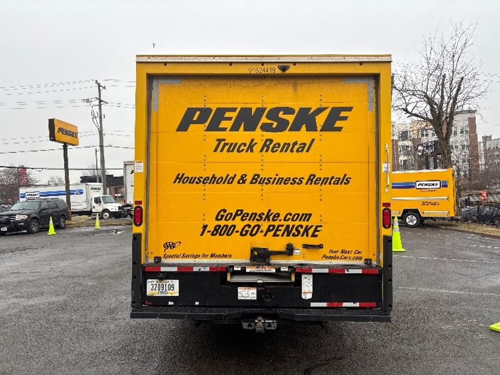 Light Duty Box Truck-Light and Medium Duty Trucks-GMC-2022-Savana G33903-Alexandria-VA-104,914\n\t\tmiles-$ 26,750 - Image 7