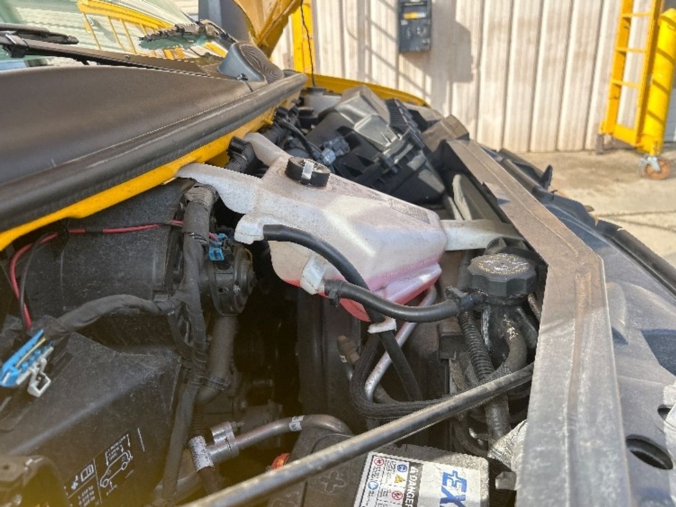 Light Duty Box Truck-Light and Medium Duty Trucks-GMC-2022-Savana G33903-Alexandria-VA-58,793\n\t\tmiles-$ 32,000 - Image 23