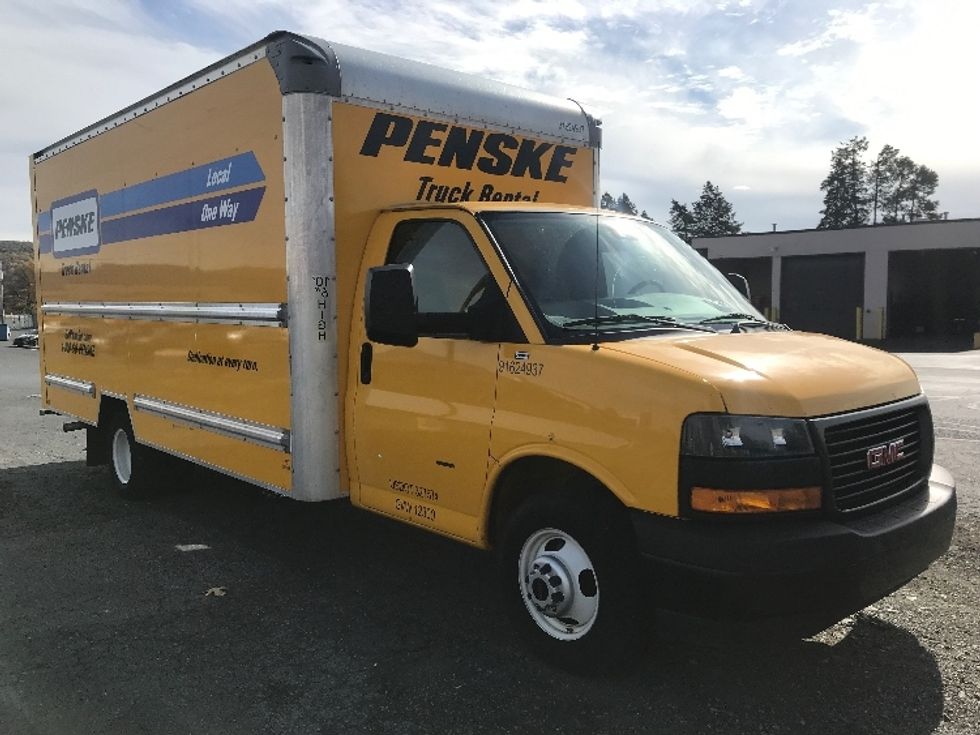 Light Duty Box Truck-Light and Medium Duty Trucks-GMC-2022-Savana G33903-Allentown-PA-101,618\n\t\tmiles-$ 27,250 - Image 1
