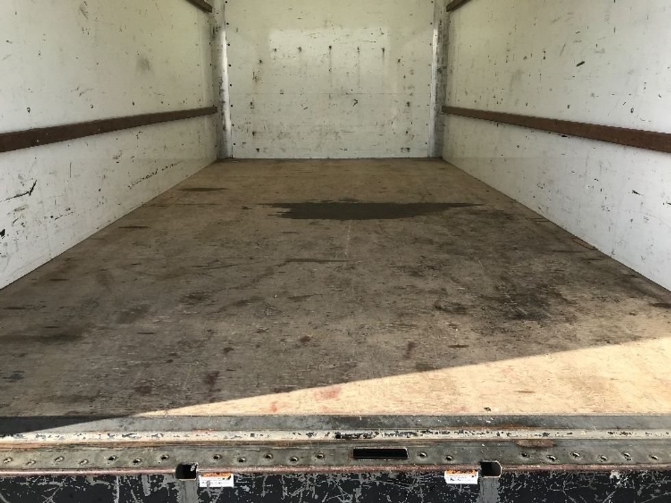 Light Duty Box Truck-Light and Medium Duty Trucks-GMC-2022-Savana G33903-Allentown-PA-101,618\n\t\tmiles-$ 27,250 - Image 10