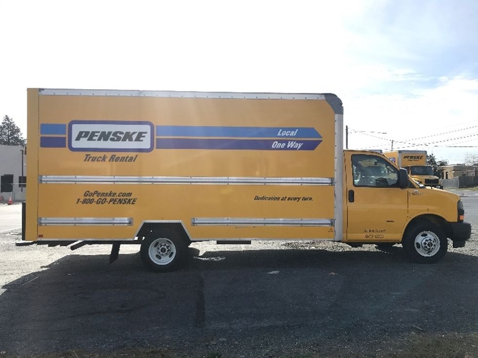 Light Duty Box Truck-Light and Medium Duty Trucks-GMC-2022-Savana G33903-Allentown-PA-101,618\n\t\tmiles-$ 27,250 - Image 15