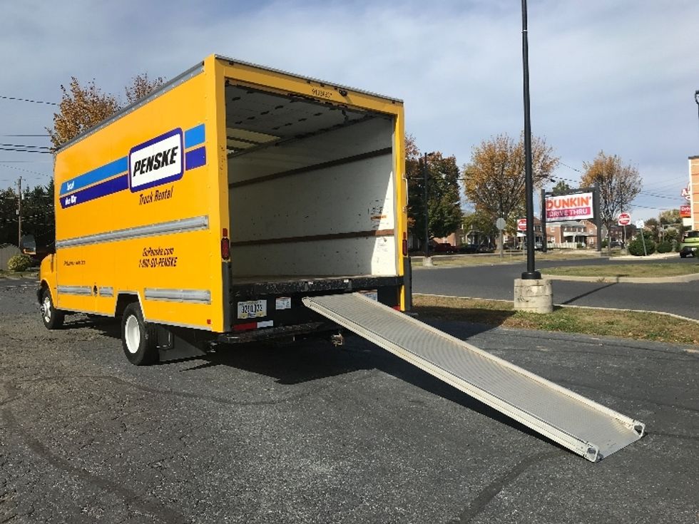 Light Duty Box Truck-Light and Medium Duty Trucks-GMC-2022-Savana G33903-Allentown-PA-101,618\n\t\tmiles-$ 27,250 - Image 25