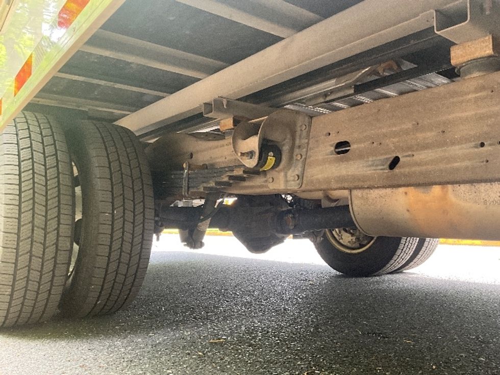 Light Duty Box Truck-Light and Medium Duty Trucks-GMC-2022-Savana G33903-Allentown-PA-46,378\n\t\tmiles-$ 39,750 - Image 14
