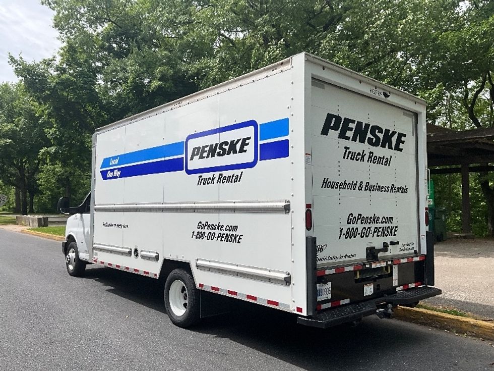 Light Duty Box Truck-Light and Medium Duty Trucks-GMC-2022-Savana G33903-Allentown-PA-46,378\n\t\tmiles-$ 39,750 - Image 6