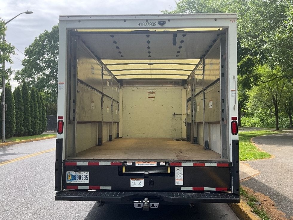 Light Duty Box Truck-Light and Medium Duty Trucks-GMC-2022-Savana G33903-Allentown-PA-46,378\n\t\tmiles-$ 39,750 - Image 8