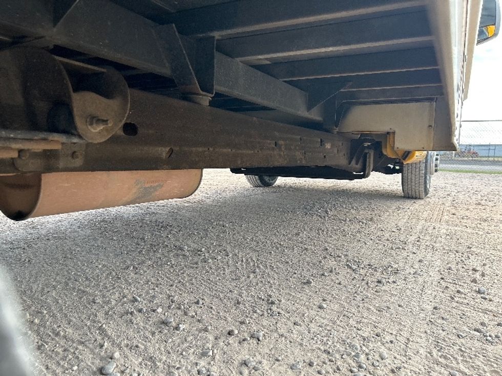 Light Duty Box Truck-Light and Medium Duty Trucks-GMC-2022-Savana G33903-Amarillo-TX-106,735\n\t\tmiles-$ 26,250 - Image 13