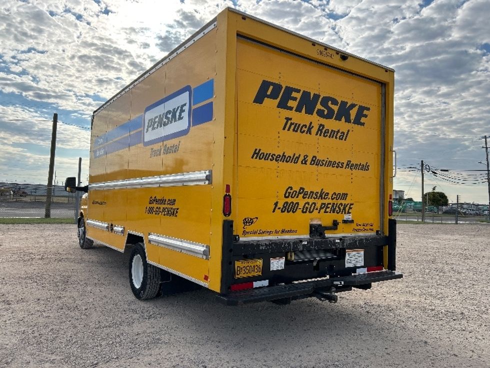 Light Duty Box Truck-Light and Medium Duty Trucks-GMC-2022-Savana G33903-Amarillo-TX-106,735\n\t\tmiles-$ 26,250 - Image 6