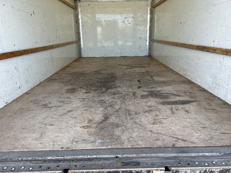 Light Duty Box Truck-Light and Medium Duty Trucks-GMC-2022-Savana G33903-Amarillo-TX-106,735\n\t\tmiles-$ 26,250 - Image 9