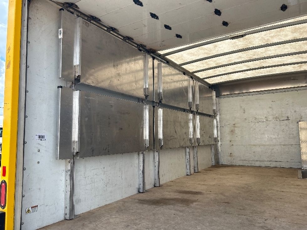 Light Duty Box Truck-Light and Medium Duty Trucks-GMC-2022-Savana G33903-Amarillo-TX-52,850\n\t\tmiles-$ 35,000 - Image 11