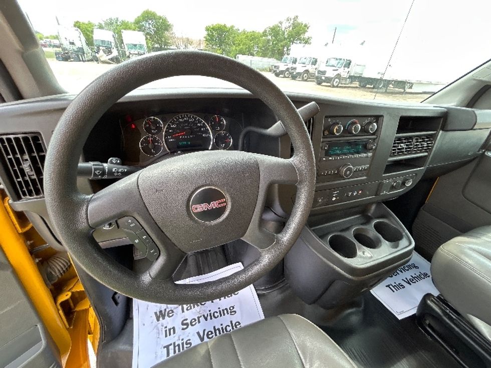 Light Duty Box Truck-Light and Medium Duty Trucks-GMC-2022-Savana G33903-Amarillo-TX-52,850\n\t\tmiles-$ 35,000 - Image 17