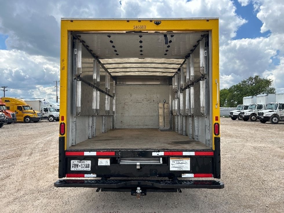 Light Duty Box Truck-Light and Medium Duty Trucks-GMC-2022-Savana G33903-Amarillo-TX-52,850\n\t\tmiles-$ 35,000 - Image 9