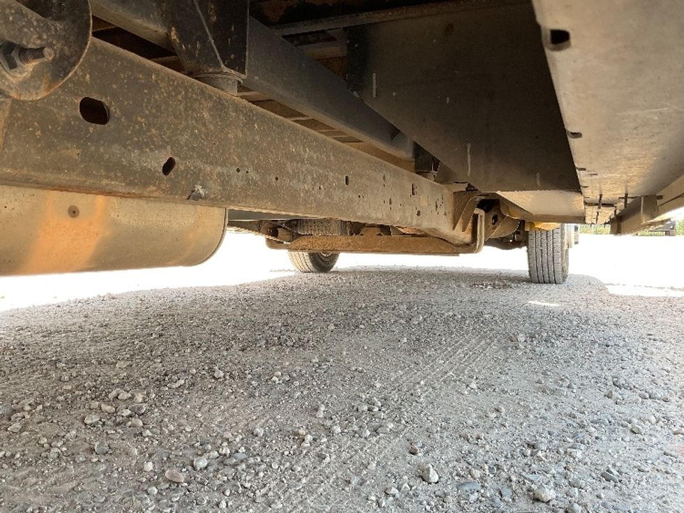 Light Duty Box Truck-Light and Medium Duty Trucks-GMC-2022-Savana G33903-Amarillo-TX-67,045\n\t\tmiles-$ 33,500 - Image 14