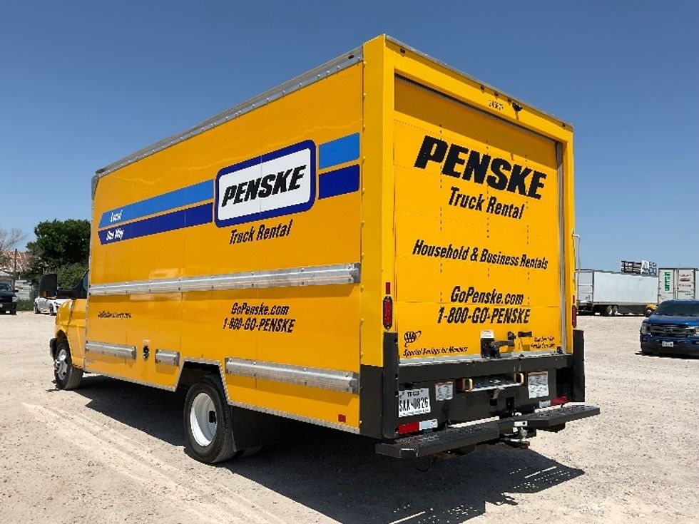 Light Duty Box Truck-Light and Medium Duty Trucks-GMC-2022-Savana G33903-Amarillo-TX-67,045\n\t\tmiles-$ 33,500 - Image 6