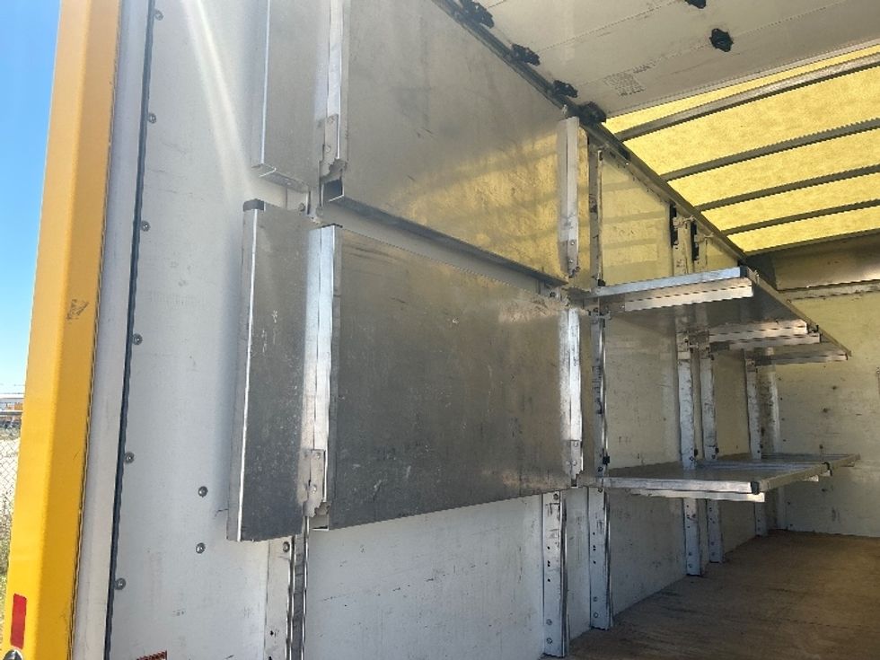 Light Duty Box Truck-Light and Medium Duty Trucks-GMC-2022-Savana G33903-Amarillo-TX-71,233\n\t\tmiles-$ 34,500 - Image 11