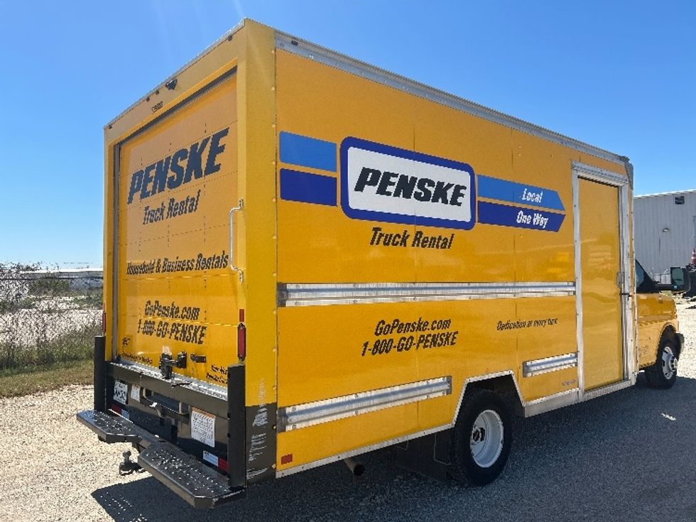 Light Duty Box Truck-Light and Medium Duty Trucks-GMC-2022-Savana G33903-Amarillo-TX-71,233\n\t\tmiles-$ 34,500 - Image 13