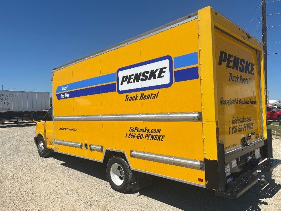 Light Duty Box Truck-Light and Medium Duty Trucks-GMC-2022-Savana G33903-Amarillo-TX-71,233\n\t\tmiles-$ 34,500 - Image 6