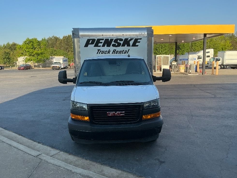 Light Duty Box Truck-Light and Medium Duty Trucks-GMC-2022-Savana G33903-Atlanta (Forest Park)-GA-81,425\n\t\tmiles-$ 35,000 - Image 2