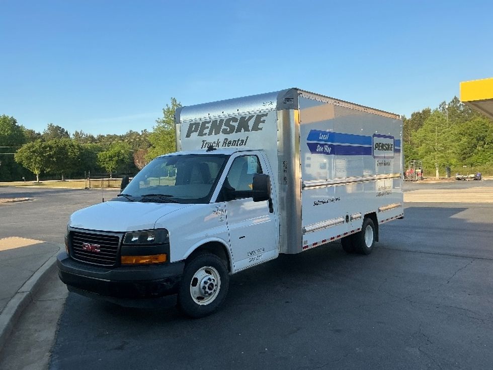 Light Duty Box Truck-Light and Medium Duty Trucks-GMC-2022-Savana G33903-Atlanta (Forest Park)-GA-81,425\n\t\tmiles-$ 35,000 - Image 3