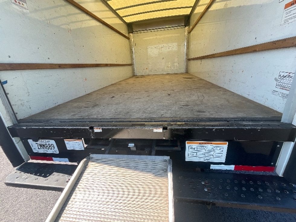 Light Duty Box Truck-Light and Medium Duty Trucks-GMC-2022-Savana G33903-Atlanta (Forest Park)-GA-82,131\n\t\tmiles-$ 34,500 - Image 10