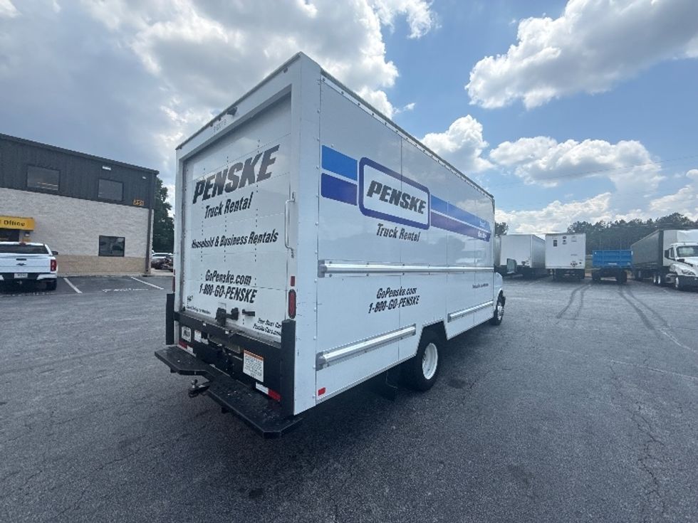 Light Duty Box Truck-Light and Medium Duty Trucks-GMC-2022-Savana G33903-Atlanta (Forest Park)-GA-82,131\n\t\tmiles-$ 34,500 - Image 13