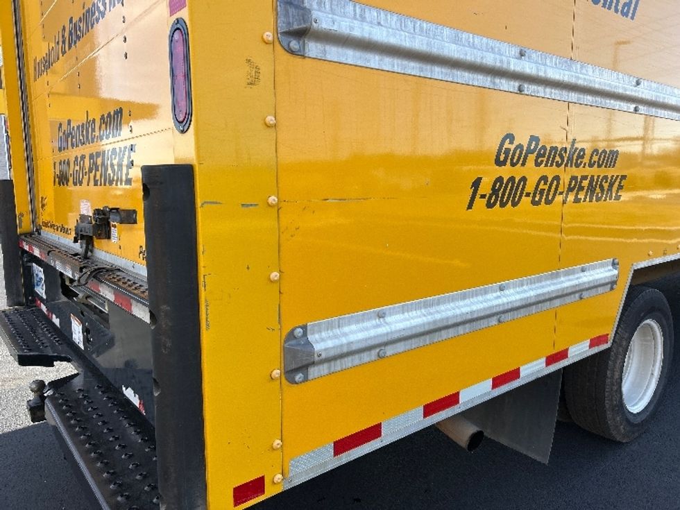 Light Duty Box Truck-Light and Medium Duty Trucks-GMC-2022-Savana G33903-Auburn-MA-115,249\n\t\tmiles-$ 24,500 - Image 22