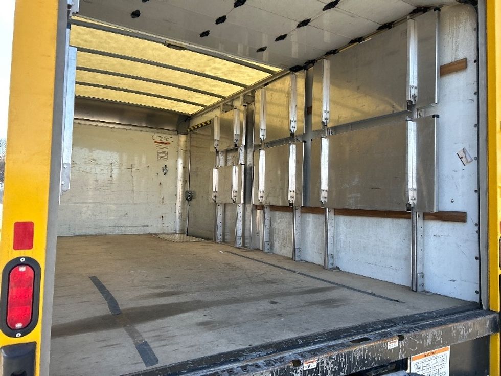 Light Duty Box Truck-Light and Medium Duty Trucks-GMC-2022-Savana G33903-Auburn-MA-38,561\n\t\tmiles-$ 35,750 - Image 12