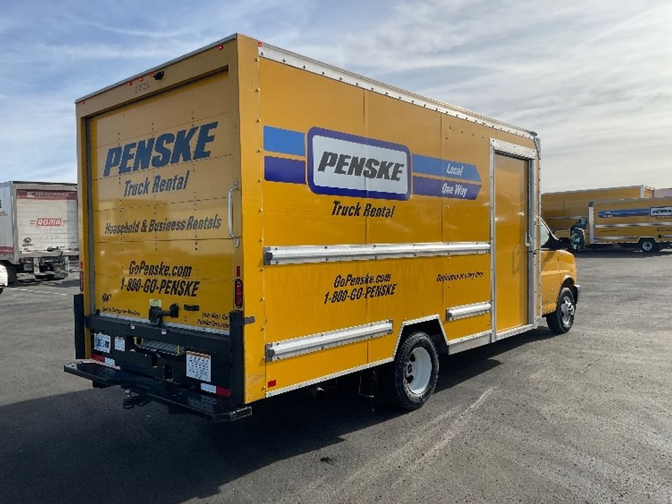 Light Duty Box Truck-Light and Medium Duty Trucks-GMC-2022-Savana G33903-Aurora-CO-13,869\n\t\tmiles-$ 50,250 - Image 13