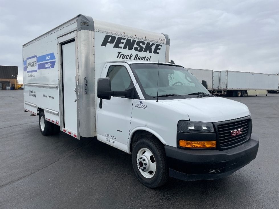 Light Duty Box Truck-Light and Medium Duty Trucks-GMC-2022-Savana G33903-Aurora-CO-47,243\n\t\tmiles-$ 45,750 - Image 1