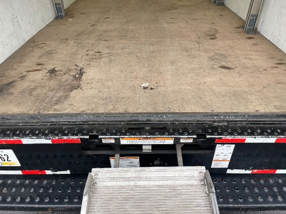 Light Duty Box Truck-Light and Medium Duty Trucks-GMC-2022-Savana G33903-Aurora-CO-47,243\n\t\tmiles-$ 45,750 - Image 10