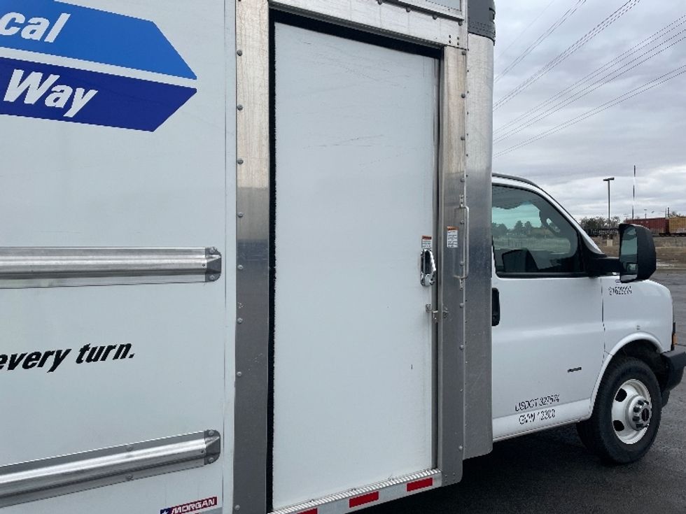 Light Duty Box Truck-Light and Medium Duty Trucks-GMC-2022-Savana G33903-Aurora-CO-47,243\n\t\tmiles-$ 45,750 - Image 26