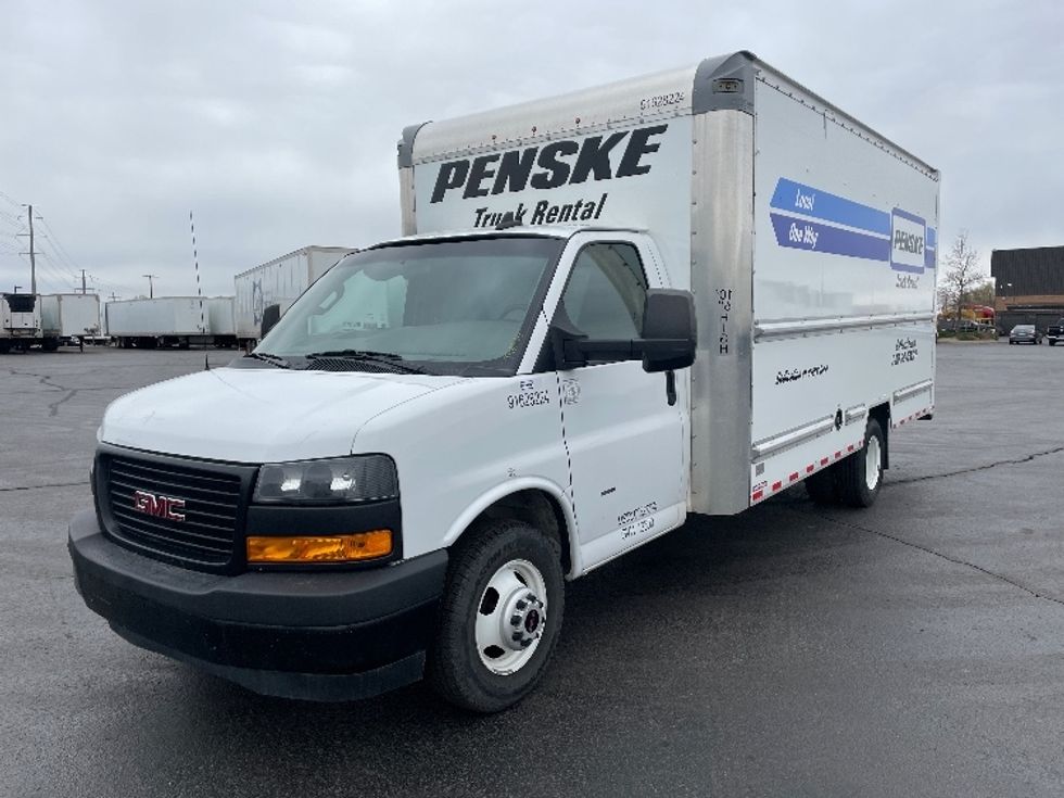 Light Duty Box Truck-Light and Medium Duty Trucks-GMC-2022-Savana G33903-Aurora-CO-47,243\n\t\tmiles-$ 45,750 - Image 3