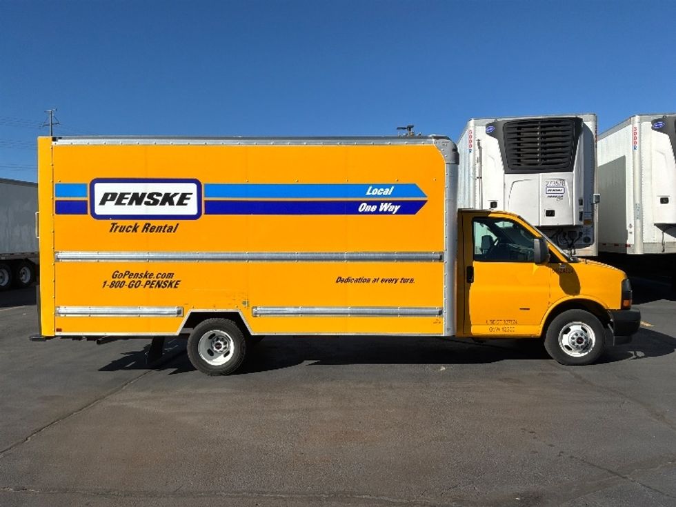 Light Duty Box Truck-Light and Medium Duty Trucks-GMC-2022-Savana G33903-Aurora-CO-62,601\n\t\tmiles-$ 34,250 - Image 15