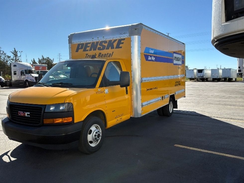 Light Duty Box Truck-Light and Medium Duty Trucks-GMC-2022-Savana G33903-Aurora-CO-62,601\n\t\tmiles-$ 34,250 - Image 3