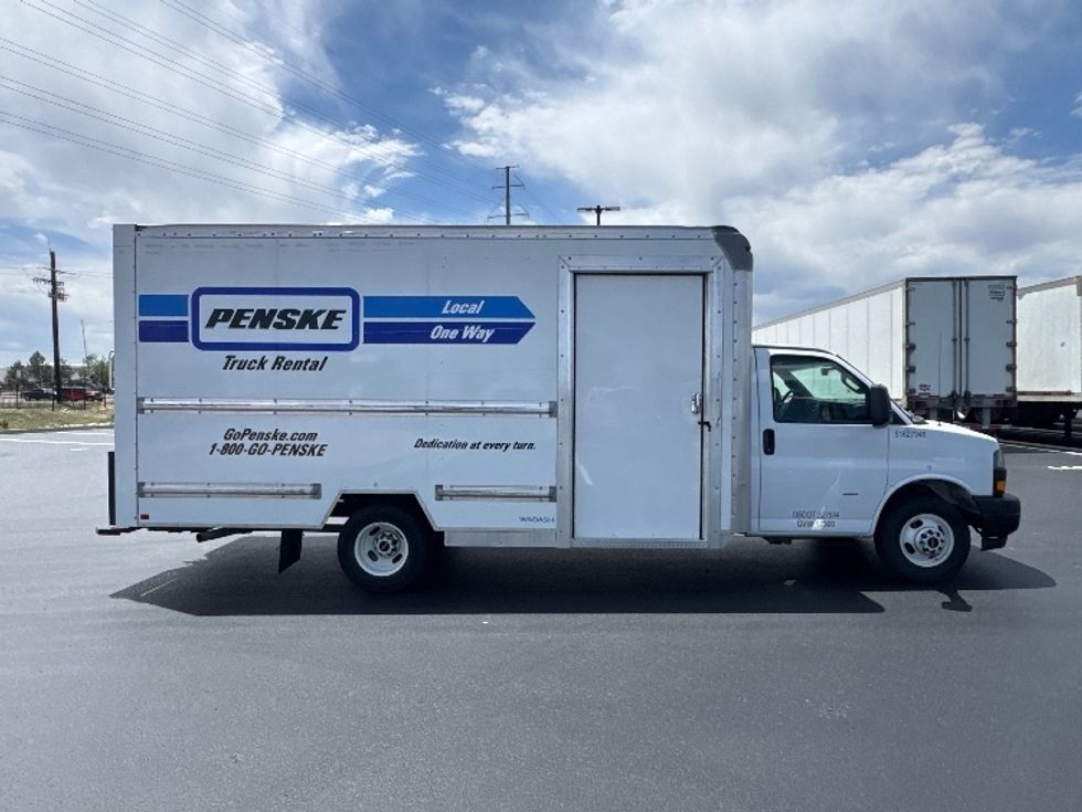 Light Duty Box Truck-Light and Medium Duty Trucks-GMC-2022-Savana G33903-Aurora-CO-63,469\n\t\tmiles-$ 39,500 - Image 15