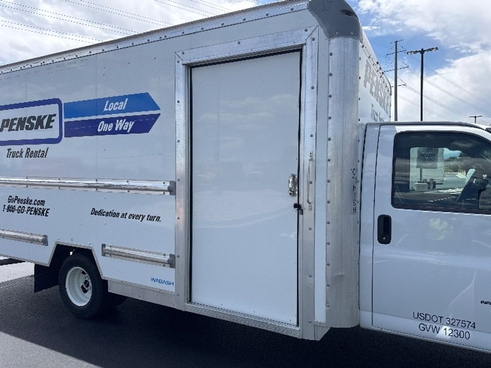 Light Duty Box Truck-Light and Medium Duty Trucks-GMC-2022-Savana G33903-Aurora-CO-63,469\n\t\tmiles-$ 39,500 - Image 25