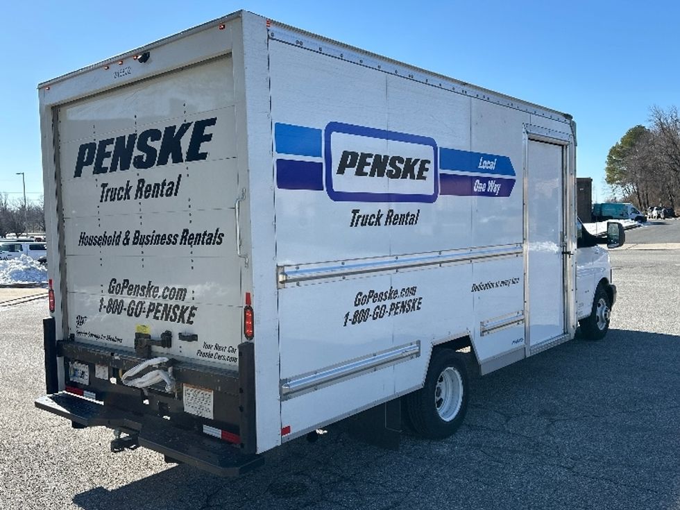 Light Duty Box Truck-Light and Medium Duty Trucks-GMC-2022-Savana G33903-Baltimore-MD-28,212\n\t\tmiles-$ 47,250 - Image 12