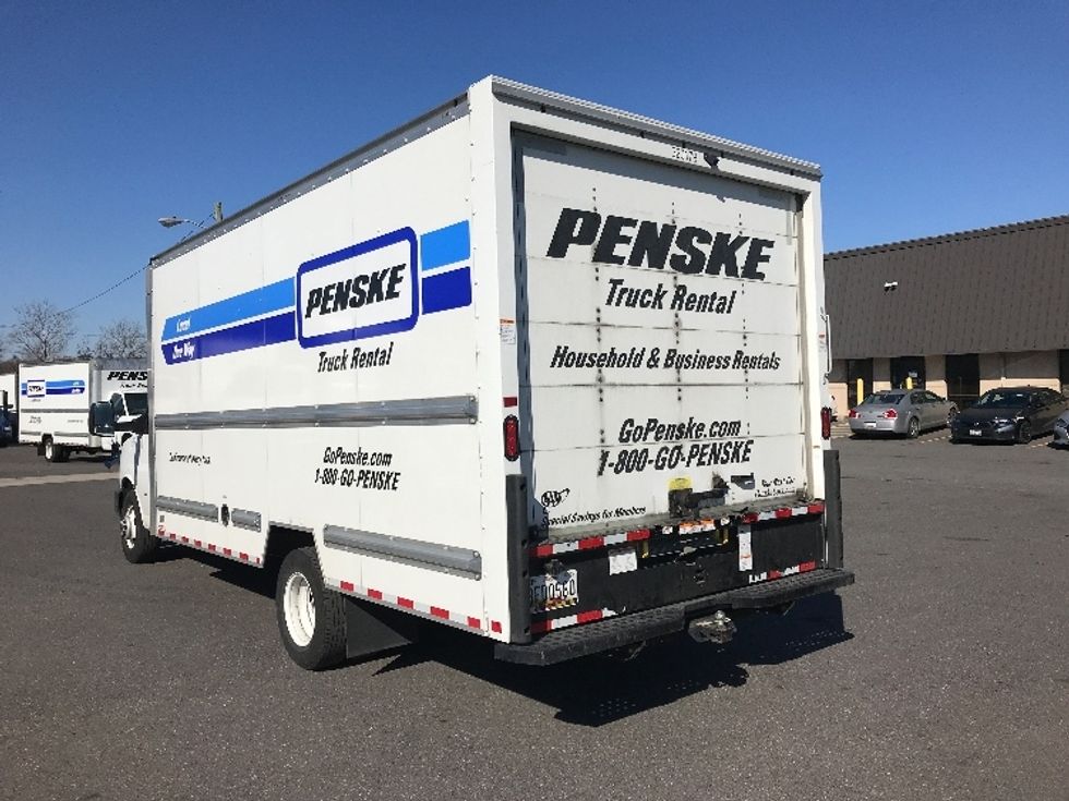 Light Duty Box Truck-Light and Medium Duty Trucks-GMC-2022-Savana G33903-Baltimore-MD-32,549\n\t\tmiles-$ 44,000 - Image 5