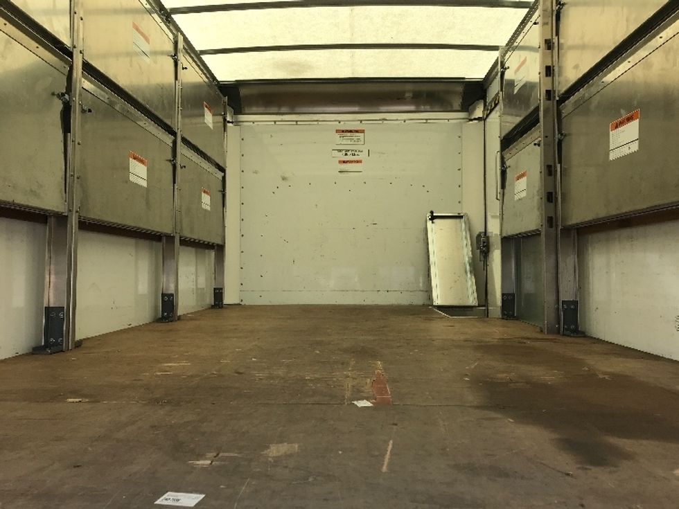 Light Duty Box Truck-Light and Medium Duty Trucks-GMC-2022-Savana G33903-Baltimore-MD-32,549\n\t\tmiles-$ 44,000 - Image 7