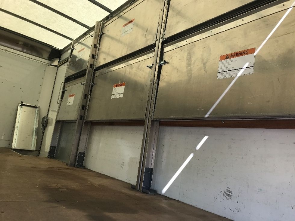 Light Duty Box Truck-Light and Medium Duty Trucks-GMC-2022-Savana G33903-Baltimore-MD-32,549\n\t\tmiles-$ 44,000 - Image 9