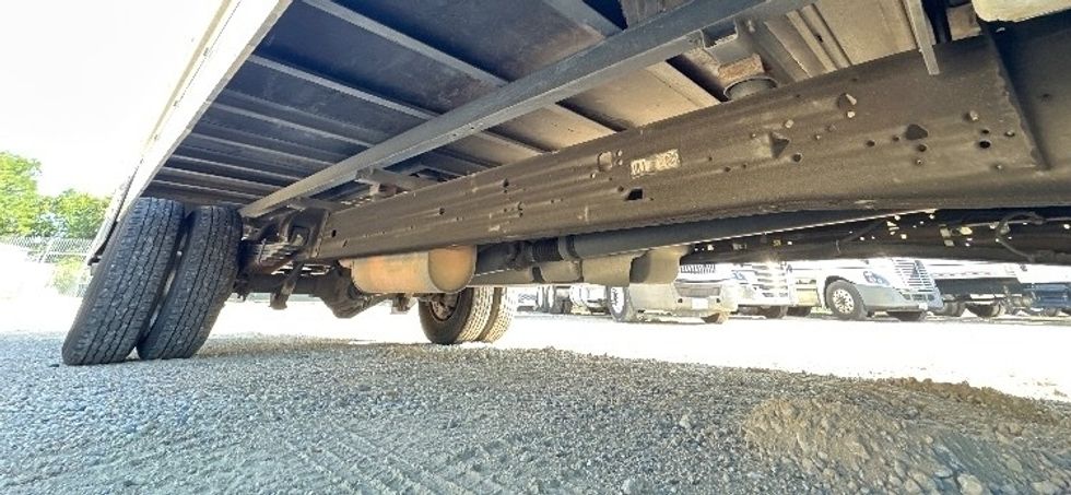 Light Duty Box Truck-Light and Medium Duty Trucks-GMC-2022-Savana G33903-Baltimore-MD-52,542\n\t\tmiles-$ 36,750 - Image 14