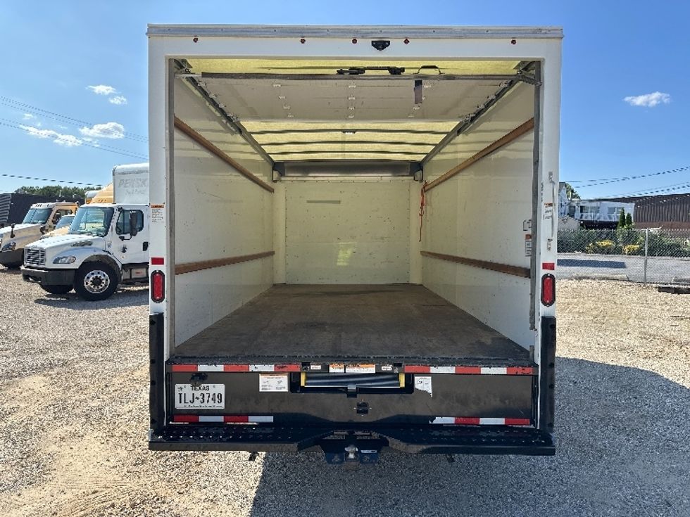 Light Duty Box Truck-Light and Medium Duty Trucks-GMC-2022-Savana G33903-Baltimore-MD-52,542\n\t\tmiles-$ 36,750 - Image 8
