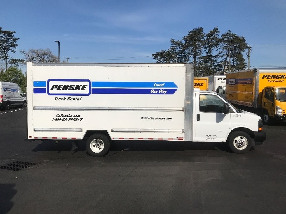 Light Duty Box Truck-Light and Medium Duty Trucks-GMC-2022-Savana G33903-Baltimore-MD-63,509\n\t\tmiles-$ 35,000 - Image 15