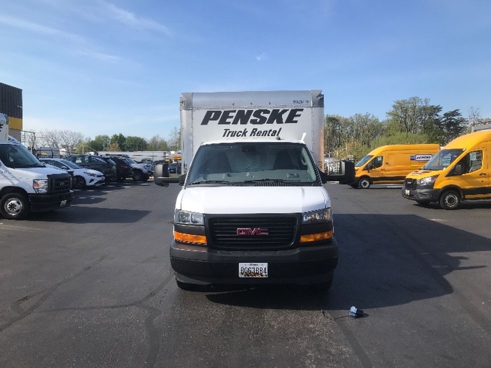 Light Duty Box Truck-Light and Medium Duty Trucks-GMC-2022-Savana G33903-Baltimore-MD-63,509\n\t\tmiles-$ 35,000 - Image 2