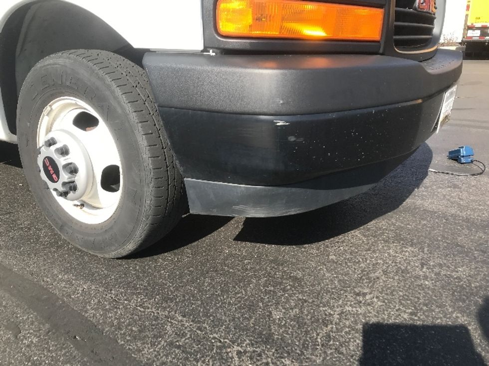 Light Duty Box Truck-Light and Medium Duty Trucks-GMC-2022-Savana G33903-Baltimore-MD-63,509\n\t\tmiles-$ 35,000 - Image 24