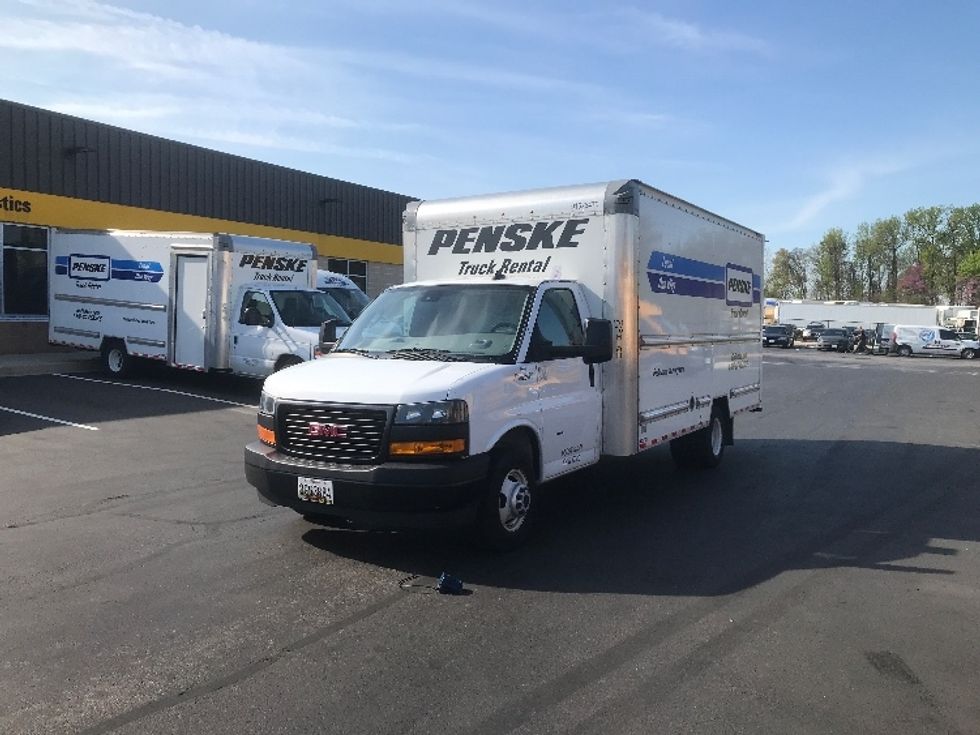 Light Duty Box Truck-Light and Medium Duty Trucks-GMC-2022-Savana G33903-Baltimore-MD-63,509\n\t\tmiles-$ 35,000 - Image 3
