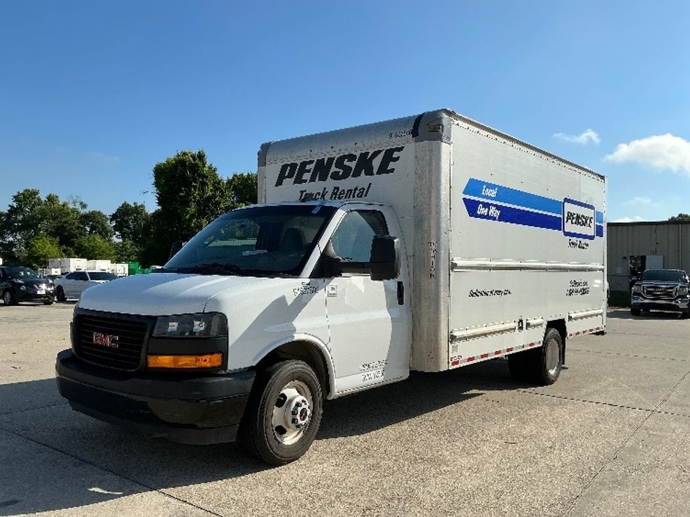 Light Duty Box Truck-Light and Medium Duty Trucks-GMC-2022-Savana G33903-Baton Rouge-LA-103,818\n\t\tmiles-$ 35,500 - Image 3