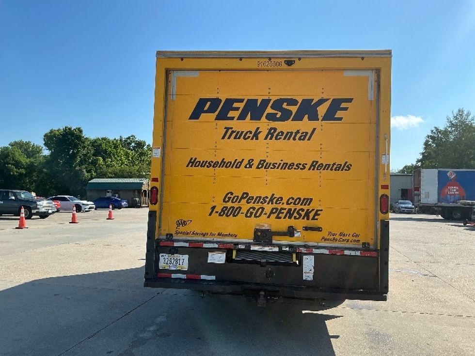 Light Duty Box Truck-Light and Medium Duty Trucks-GMC-2022-Savana G33903-Baton Rouge-LA-99,689\n\t\tmiles-$ 27,500 - Image 7